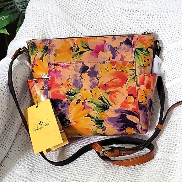 Patricia Nash Handbags - ©️© NWT Patricia Nash Aveley Crossbody